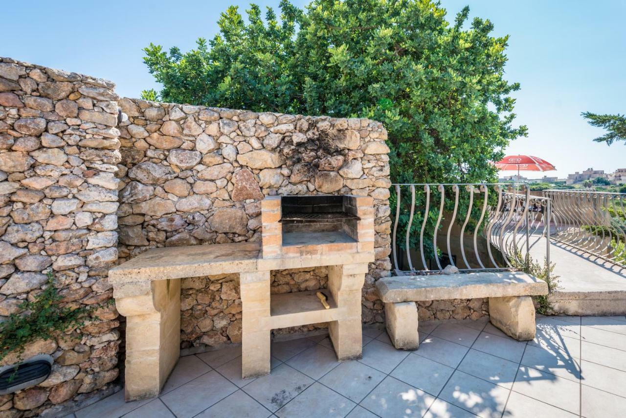 Sunset - Holiday Farmhouse With Large Private Pool In Island Of Gozo Nadur Exterior photo