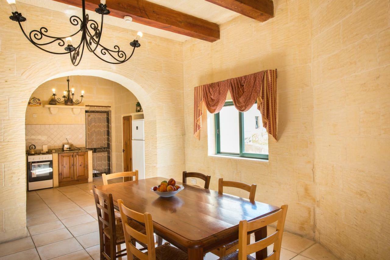 Sunset - Holiday Farmhouse With Large Private Pool In Island Of Gozo Nadur Exterior photo