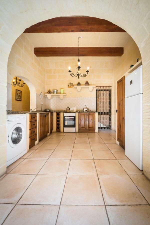 Sunset - Holiday Farmhouse With Large Private Pool In Island Of Gozo Nadur Exterior photo